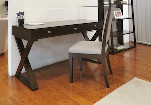 The Carlton provides the best blend of form & comfort. The upholstered paddings provides comfort, whilst softening the strong wooden frame.
<br>Desk - Size: 140x60x76H cm
<br>Bookshelf - Size: 95x40x180H cm